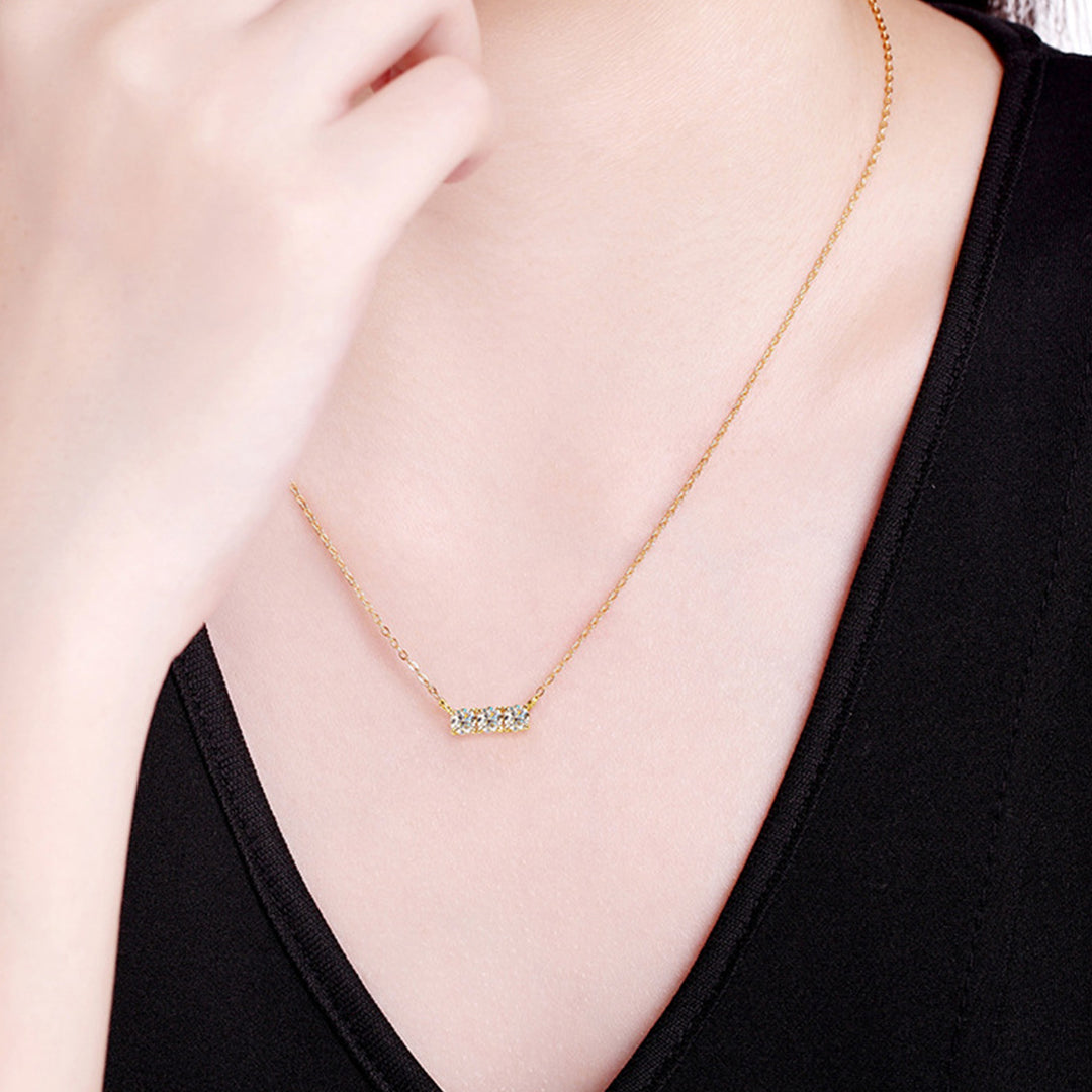 Elevate Everyday: 18K Gold Vermeil Moissanite Bar Necklace