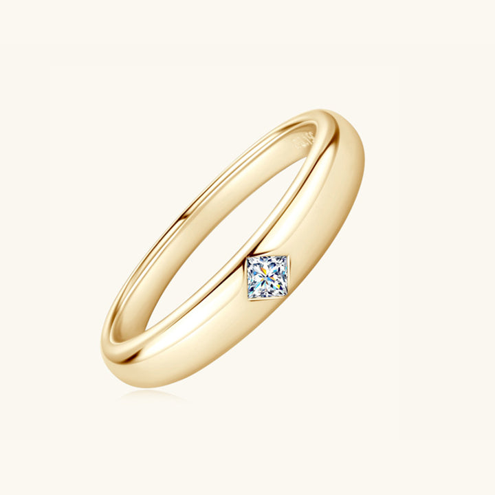 Shimmering Moissanite Solitaire Ring