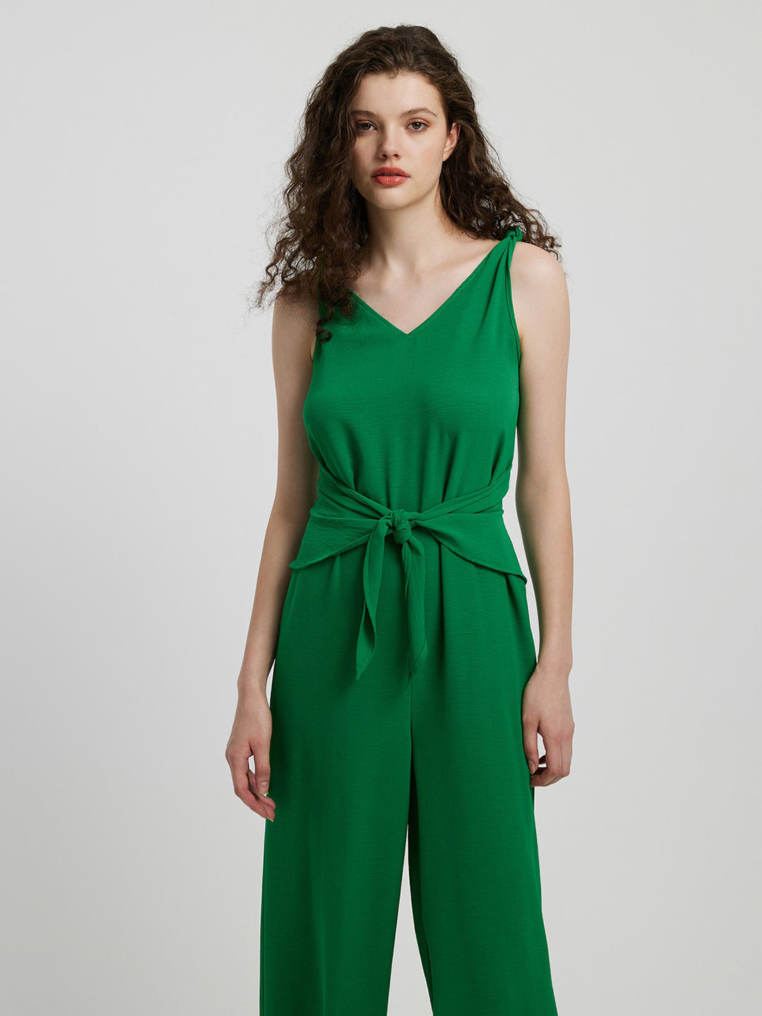 Effortless Chic: Knot Detail Sleeveless Jumpsuit